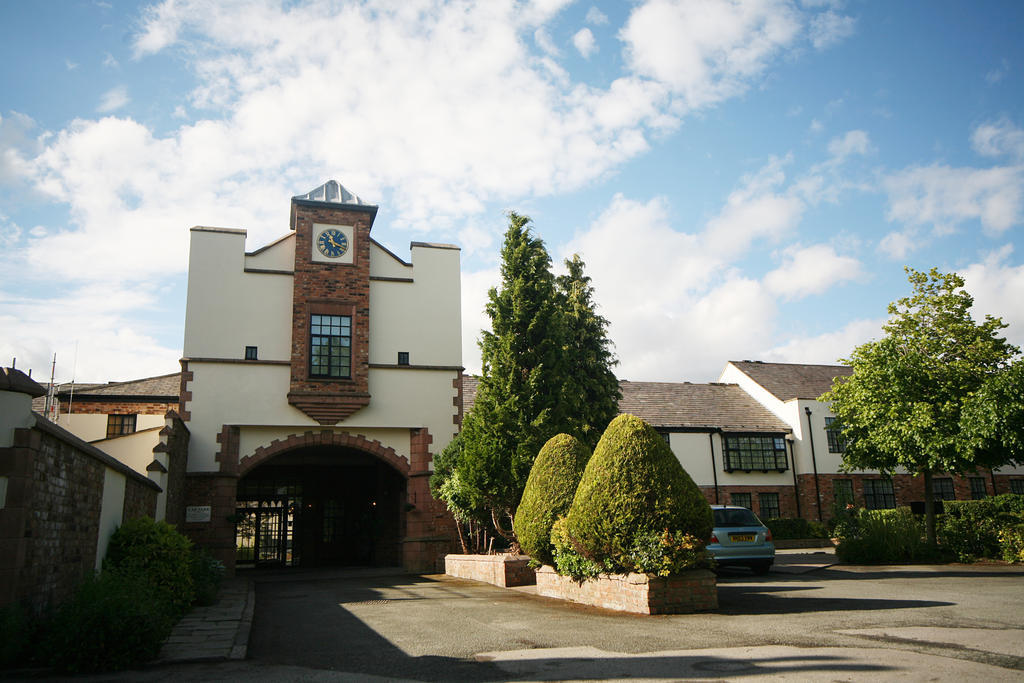 Crabwall Manor Hotel y Spa Chester Exterior foto